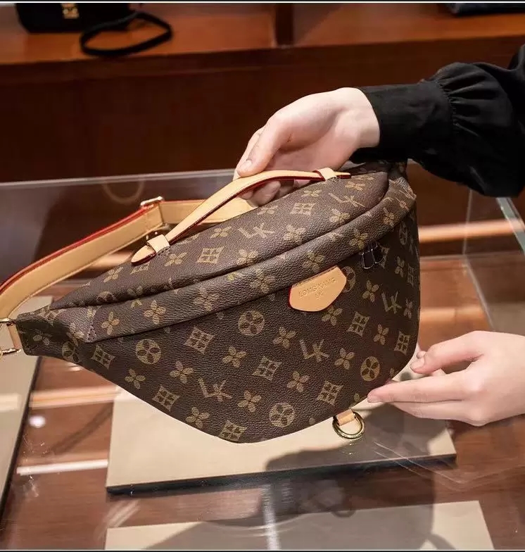 waist Bags Luxurys Designers Women bao shoulder bag Messenger bags Classic Style Fashion Lady Totes handbags purse wallet YSL Louis Vuitton Gucci LV
waist Bags Luxurys Designers Women bao shoulder bag Messenger bags Classic Style Fashion Lady Totes handbags purse wallet YSL Louis Vuitton Gucci LV