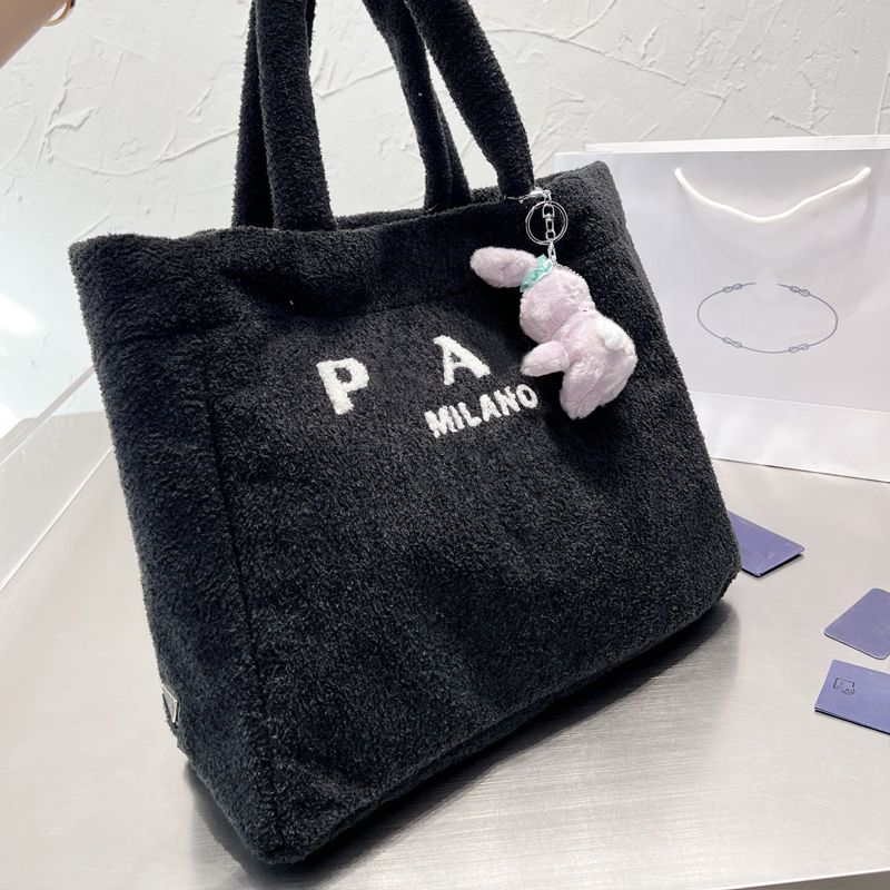 Hairiness Shopping Bag Handbags Fashion Women Shoulder Bags Large Capacity Totes Purse Triangular Sheet Metal Letter Printing Interior Zipper Pocket Wallet, Customize
Hairiness Shopping Bag Handbags Fashion Women Shoulder Bags Large Capacity Totes Purse Triangular Sheet Metal Letter Printing Interior Zipper Pocket Wallet, Customize