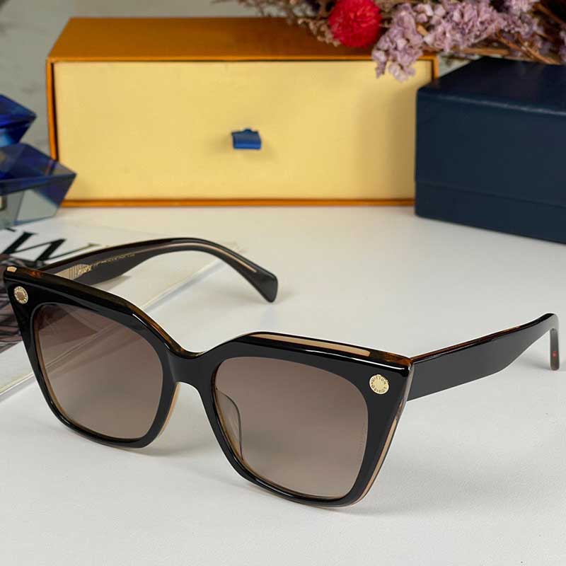 Designer Sunglasses Z0922E Mens Womens Black Butterfly Frame SUNGLASSES Retro Style Casual Versatile Glasses Beach Holiday UV 400 Occhiale Uomo With Case
Designer Sunglasses Z0922E Mens Womens Black Butterfly Frame SUNGLASSES Retro Style Casual Versatile Glasses Beach Holiday UV 400 Occhiale Uomo With Case