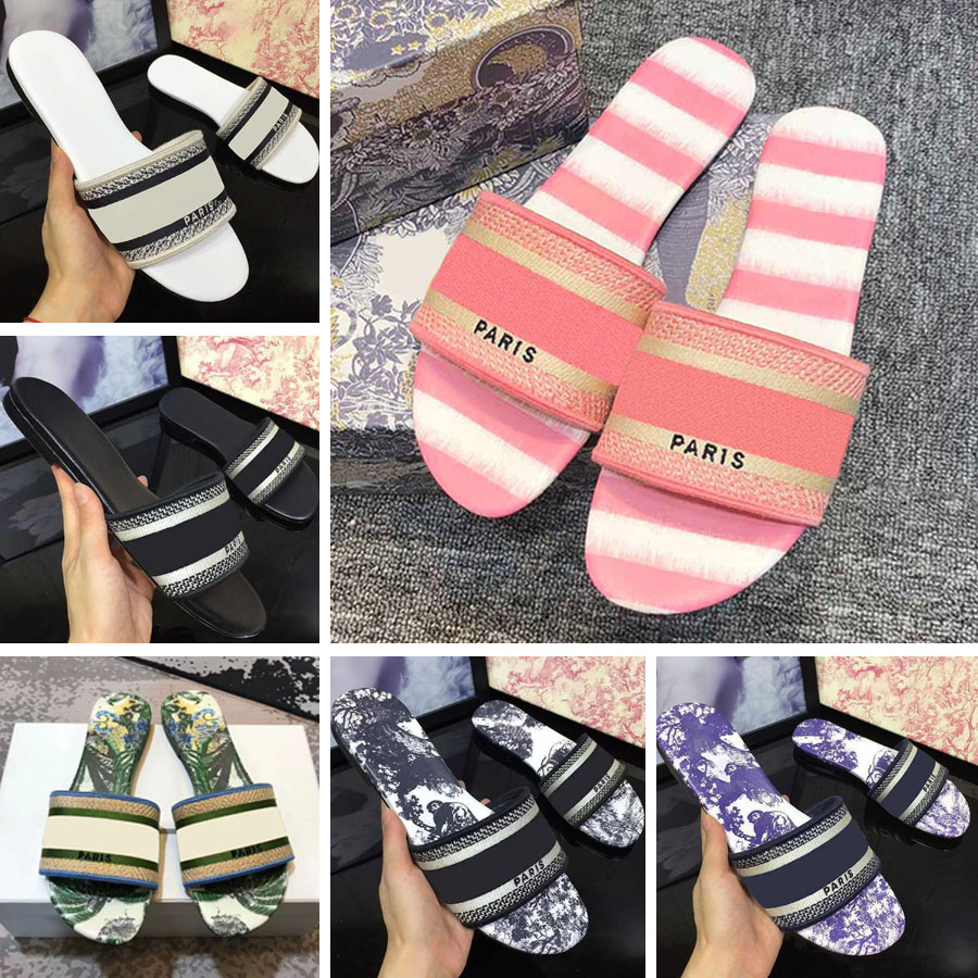 Paris Designer Embroidery Home Shoes Women Flat Slippers Dazzle Slipper Beach Striped Sandals DSLIPPERS194722
Paris Designer Embroidery Home Shoes Women Flat Slippers Dazzle Slipper Beach Striped Sandals DSLIPPERS194722