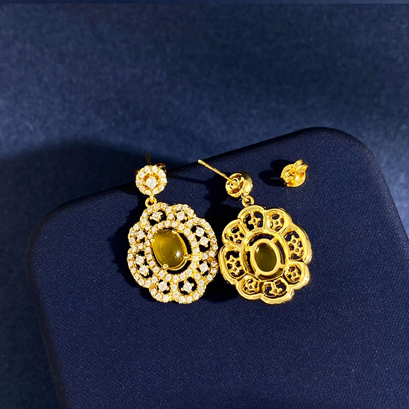 New vintage earrings flash with crystal hanging hollow oval wreath natural chalcedony gemstone stud
