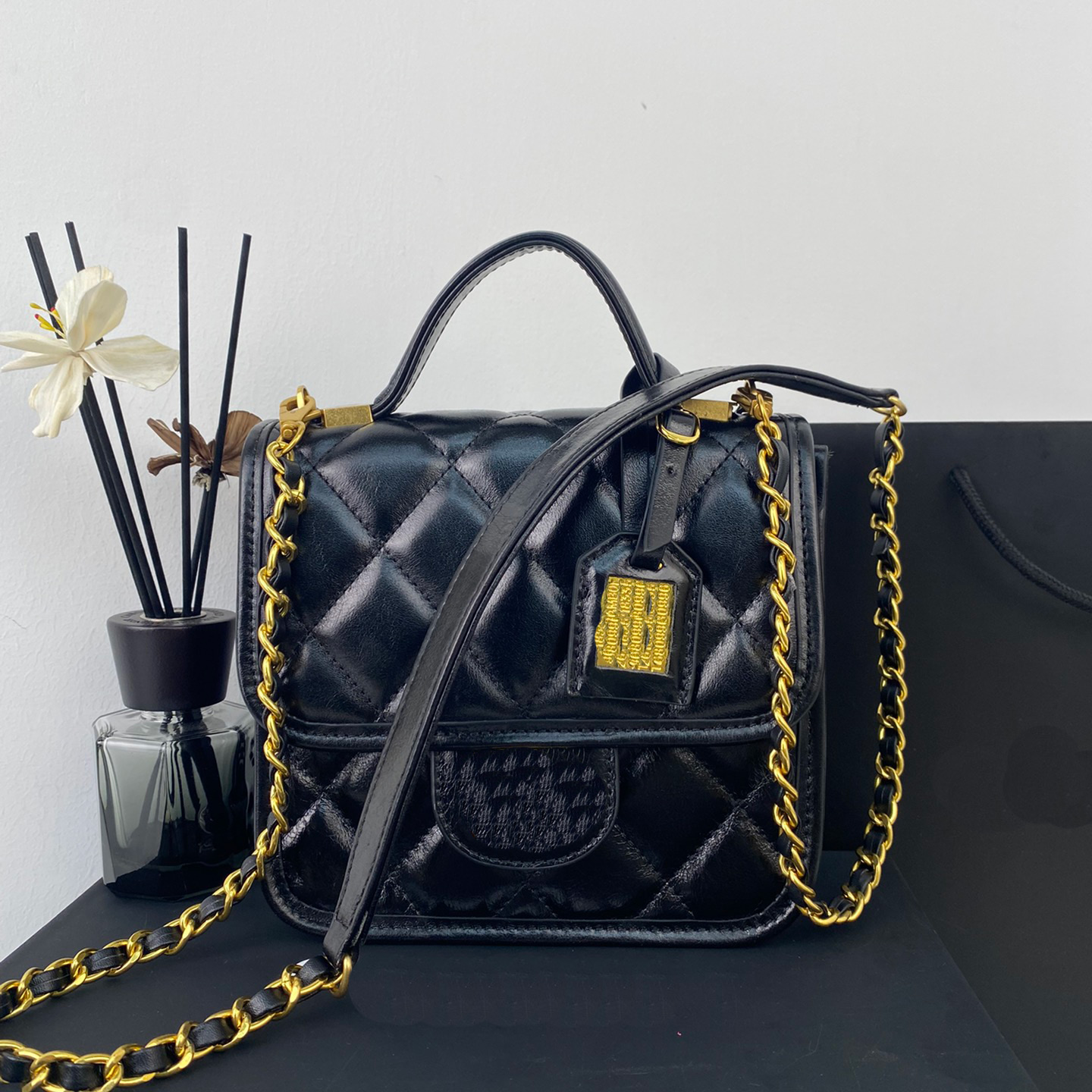 CC Bag Shoulder bag Patent Leather Bags Women Chain CrossBag Classic Chainbag Scrub Cross-Bag Brand Fashion Lady Shoulder-bags Woman Box Hot Handbag Luxuries To, Dark red
CC Bag Shoulder bag Patent Leather Bags Women Chain CrossBag Classic Chainbag Scrub Cross-Bag Brand Fashion Lady Shoulder-bags Woman Box Hot Handbag Luxuries To, Dark red
