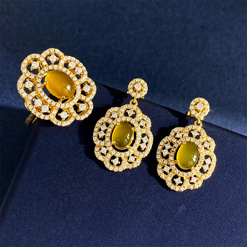 New vintage earrings flash with crystal hanging hollow oval wreath natural chalcedony gemstone stud
