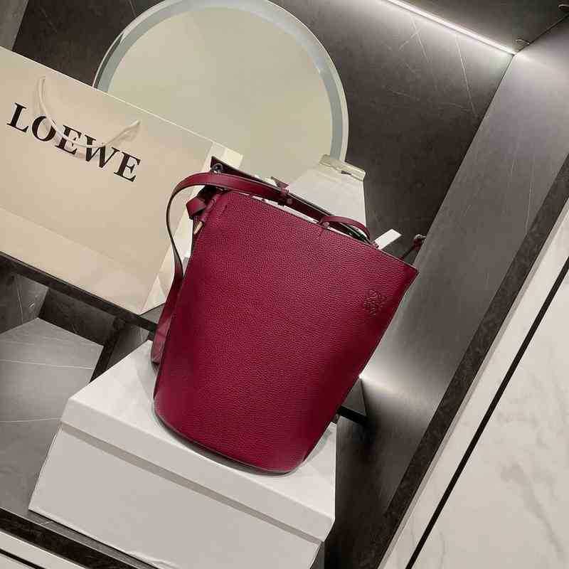 Designer Luxury Lowe Bags For Womens Handbags Silk Organizer Strap Totes Multicolour Crossbody Loweitys 7A Quality Fashion Cubi Capacity Versatile Wallet 621X, No bag
Designer Luxury Lowe Bags For Womens Handbags Silk Organizer Strap Totes Multicolour Crossbody Loweitys 7A Quality Fashion Cubi Capacity Versatile Wallet 621X, No bag