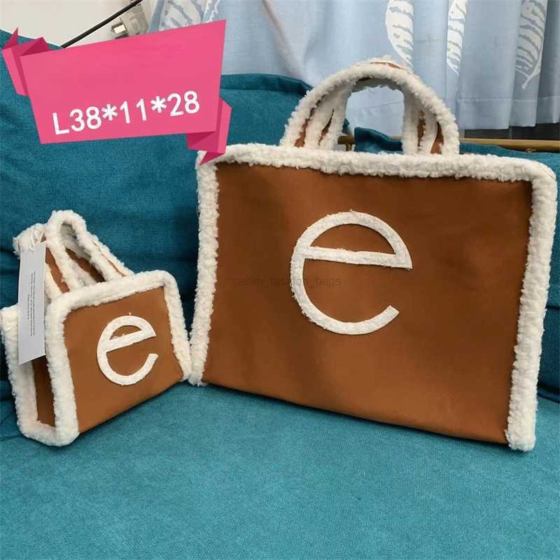 Fashion Women's Handbag New Brand Designer Autumn And Winter Plush Single Shoulder Diagonal Letter Tote Bags G220808, Please do not order
Fashion Women's Handbag New Brand Designer Autumn And Winter Plush Single Shoulder Diagonal Letter Tote Bags G220808, Please do not order
