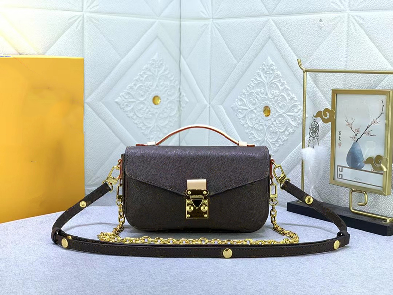 Designer bags Fashion Pouch Women Luxury Handbag Lady Clutch Purses Messenger Bag Shoulder handbags Crossbody Bag Shopping Tote East West Purse Canvas M46279, C1
Designer bags Fashion Pouch Women Luxury Handbag Lady Clutch Purses Messenger Bag Shoulder handbags Crossbody Bag Shopping Tote East West Purse Canvas M46279, C1