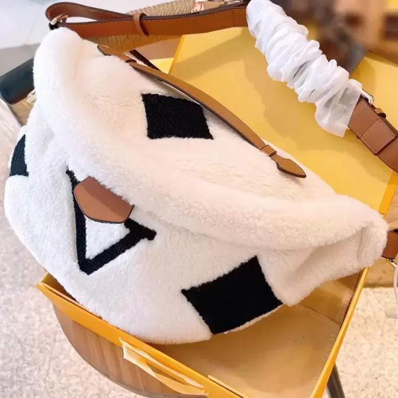 Winter Teddy Waist Bag Designer Bum Bag For Womens Men Fashion Crossbody Shoulder Bags Fluffy Bumbag Luxury Fannypack Purses G2210144F 
Winter Teddy Waist Bag Designer Bum Bag For Womens Men Fashion Crossbody Shoulder Bags Fluffy Bumbag Luxury Fannypack Purses G2210144F
