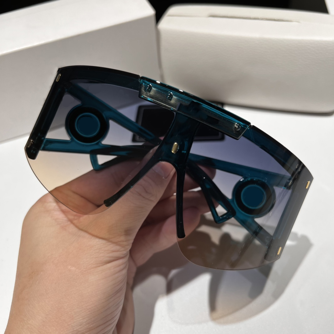 Stylish Sunglasses Designer Womens Sunglass Mens Trend All Match Glasses Windproof Riding Glass Internet Celebrity Sunglasses D22101404JX
Stylish Sunglasses Designer Womens Sunglass Mens Trend All Match Glasses Windproof Riding Glass Internet Celebrity Sunglasses D22101404JX