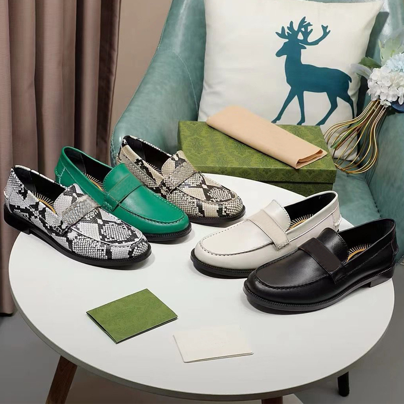spring and autumn Classic Dress shoes leather letter black Arabic cowhide Metal Button platform women Designer shoe Flat bottom boat SHoes Large size 35-42 With box, White
spring and autumn Classic Dress shoes leather letter black Arabic cowhide Metal Button platform women Designer shoe Flat bottom boat SHoes Large size 35-42 With box, White