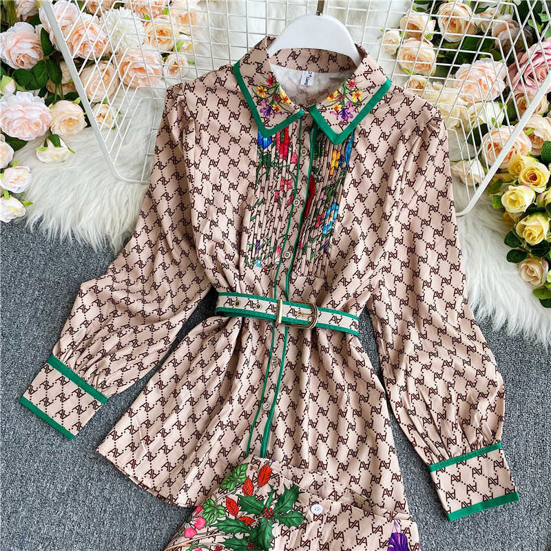 Women's Two Piece Pants Fashion Vintage Two Piece Set 2022 Summer Turn Down Collar Long Sleeves Blouse Lady Tops Shorts Women Vintage Printed Clo