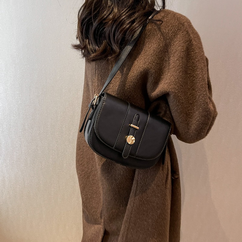 Women Inclined Shoulder Bags Fashion casual Womens Bag Small Handbag Totes High-capacity PU leather Large volume wholesale Girl Mobile Phone Bag Black 9188
Women Inclined Shoulder Bags Fashion casual Womens Bag Small Handbag Totes High-capacity PU leather Large volume wholesale Girl Mobile Phone Bag Black 9188