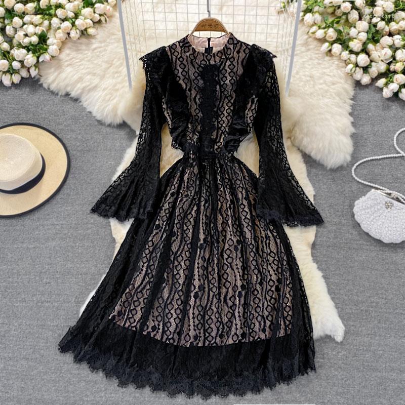Casual Dresses Autumn Black Lace Party Dress Vintage Stand Collar Flare Long Sleeve High Waist A-Line Elegant Vestidos Female Midi Robe 2022
Casual Dresses Autumn Black Lace Party Dress Vintage Stand Collar Flare Long Sleeve High Waist A-Line Elegant Vestidos Female Midi Robe 2022