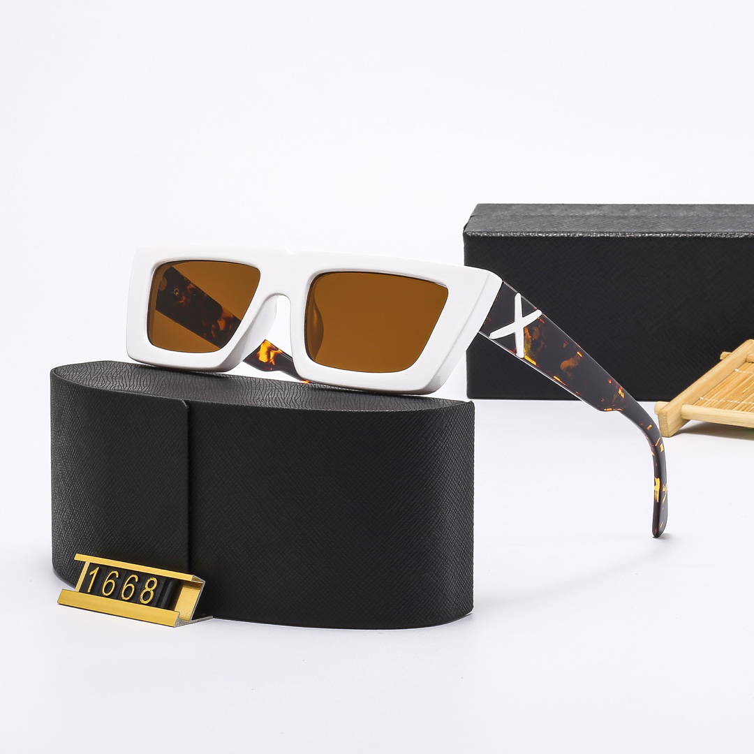 Designer Sunglasses Womens Glasses Trend Mens UV Protection Glass Sunglass For Driving Skinny P Sunglasses D22101403JX
Designer Sunglasses Womens Glasses Trend Mens UV Protection Glass Sunglass For Driving Skinny P Sunglasses D22101403JX
