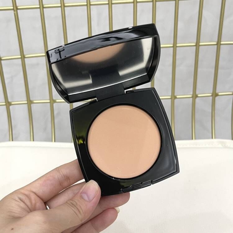 Charming Face Powder Cushion Cream Healhy Glow Gel Touch Foundation 12G Colors N10/N20