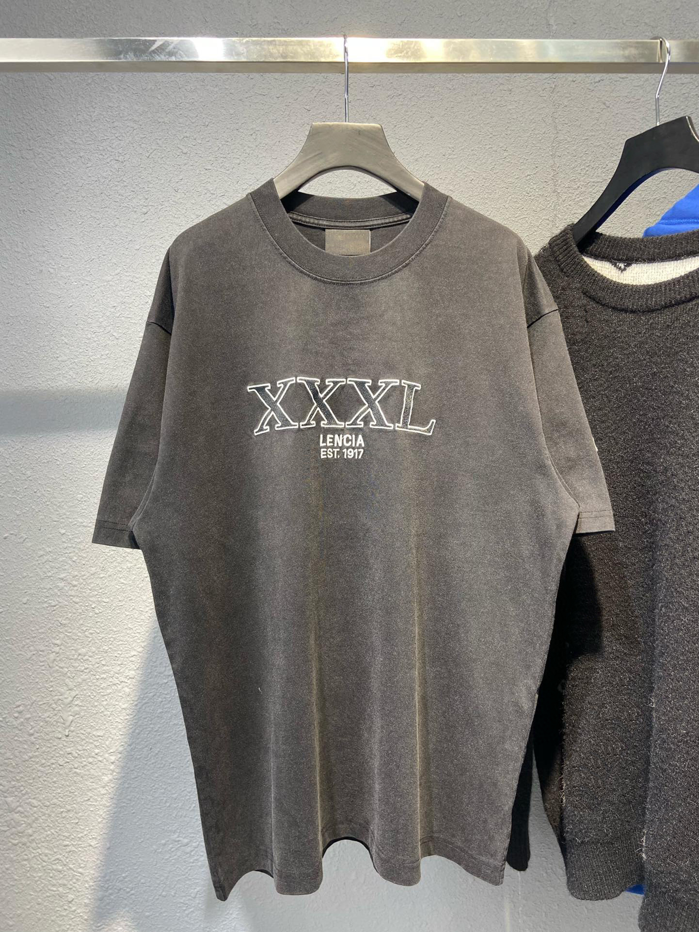 Men's Plus Tees & Polos Round neck embroidered and printed polar style summer wear with street pure cotton M set shorts tshirt set wss22d
Men's Plus Tees & Polos Round neck embroidered and printed polar style summer wear with street pure cotton M set shorts tshirt set wss22d
