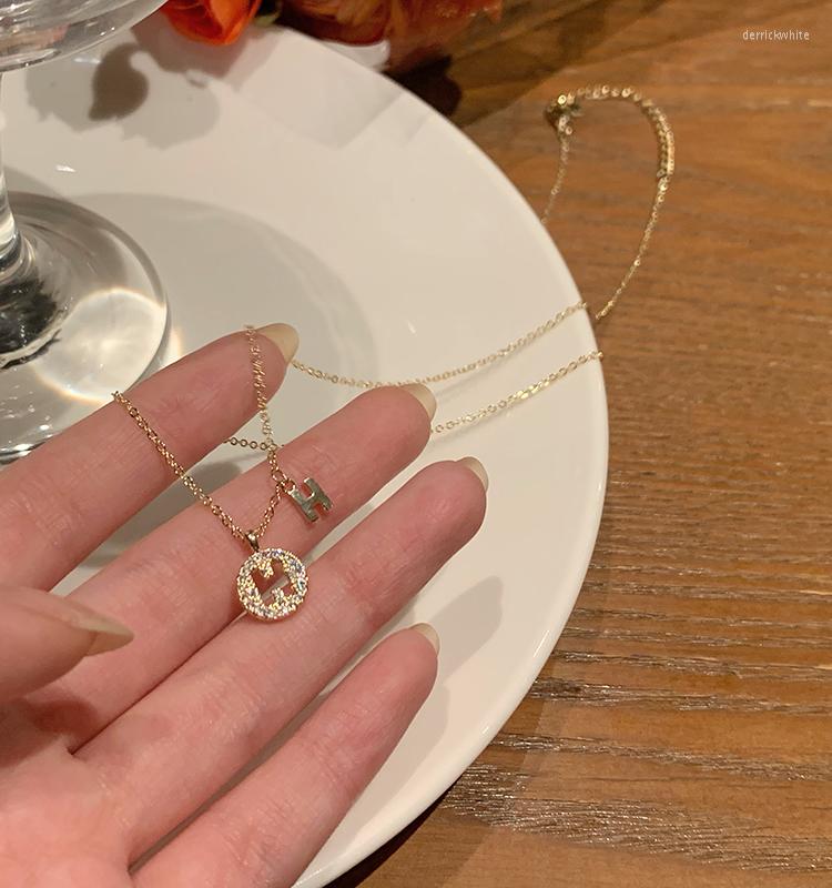 Choker Vintage Trendy Dainty Letter Necklace For Women Korean Style Elegant Chain Zirconia H Pendant Fashion Jewelry Gift 2022
Choker Vintage Trendy Dainty Letter Necklace For Women Korean Style Elegant Chain Zirconia H Pendant Fashion Jewelry Gift 2022