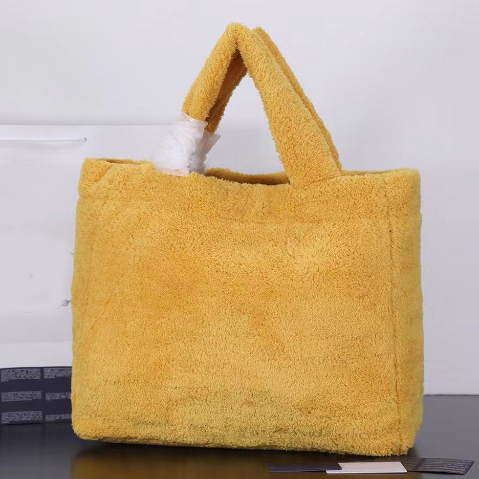 luxurys Designer Handbags Women Corduroy Totes Classic Solid color cotton Totes wallet Lady Outdoor travel Big Capacity Shopping Tote coin purse, Black
luxurys Designer Handbags Women Corduroy Totes Classic Solid color cotton Totes wallet Lady Outdoor travel Big Capacity Shopping Tote coin purse, Black