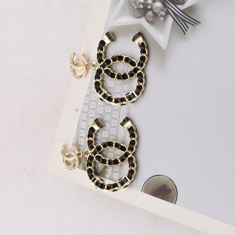 Simple 18K Gold Plated 925 Silver Luxury Brand Designers Letters Stud Large Geometric Famous Women Heart Crystal Rhinestone Pearl Earring Wedding Party Jewerlry
Simple 18K Gold Plated 925 Silver Luxury Brand Designers Letters Stud Large Geometric Famous Women Heart Crystal Rhinestone Pearl Earring Wedding Party Jewerlry