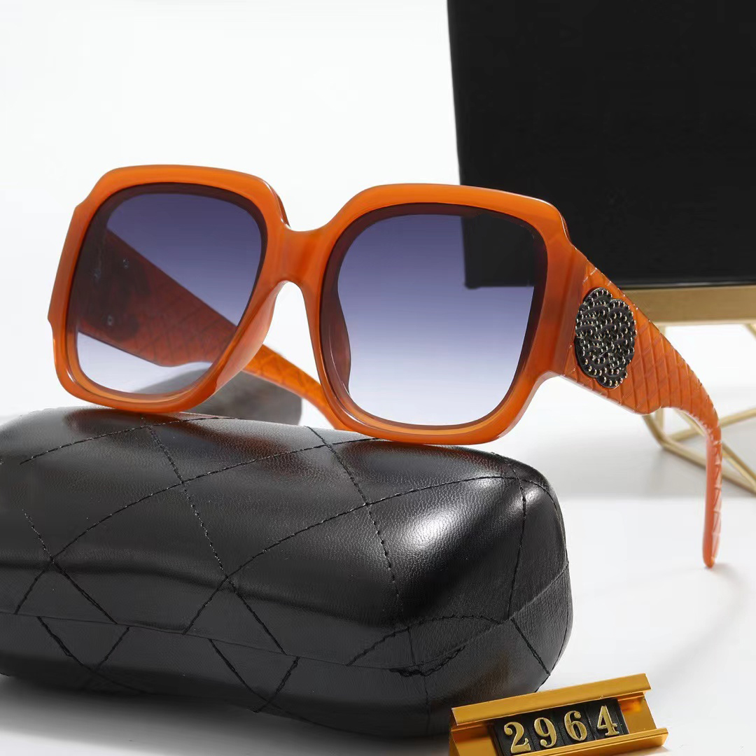 2022 Luxury brand Fashion Designer Square frame Sunglasses Women Men Glasses Womens Sun glasses UV400 Unisex With box Driving gradient lens 2964
2022 Luxury brand Fashion Designer Square frame Sunglasses Women Men Glasses Womens Sun glasses UV400 Unisex With box Driving gradient lens 2964