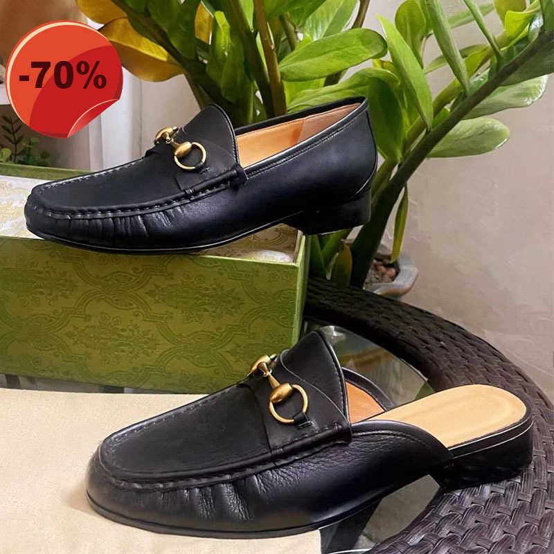classic women Flat designer Dress shoes 100% cowhide Metal buckle Lady leather casual shoe Mules Princetown black Men slipper Trample Lazy, Black - slipper
classic women Flat designer Dress shoes 100% cowhide Metal buckle Lady leather casual shoe Mules Princetown black Men slipper Trample Lazy, Black - slipper