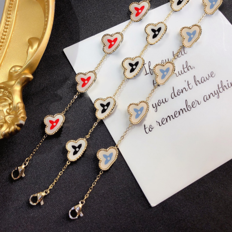 Gold Clover Bracelets Link Chains Women Exquisite Invisible for ladies gift luxurious Superior quality jewelry Multicolor Bracelet
Gold Clover Bracelets Link Chains Women Exquisite Invisible for ladies gift luxurious Superior quality jewelry Multicolor Bracelet