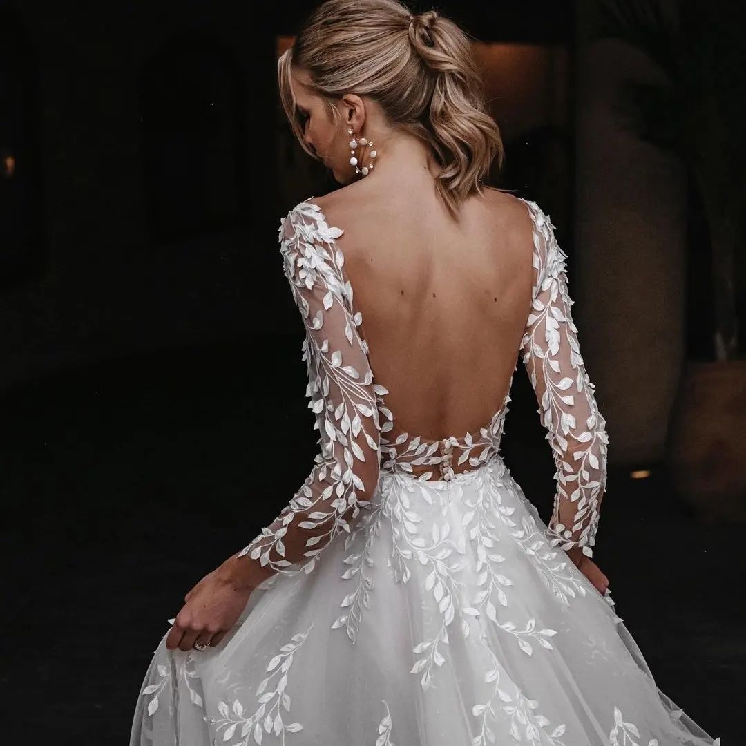 Glamous A-Line Wedding Dress With V-Neck Lace 3/4 Long Sleeves Backless Appliques Layered Net Tulle Stain Custom Made Chapel Gown Plus Size Vestidos D