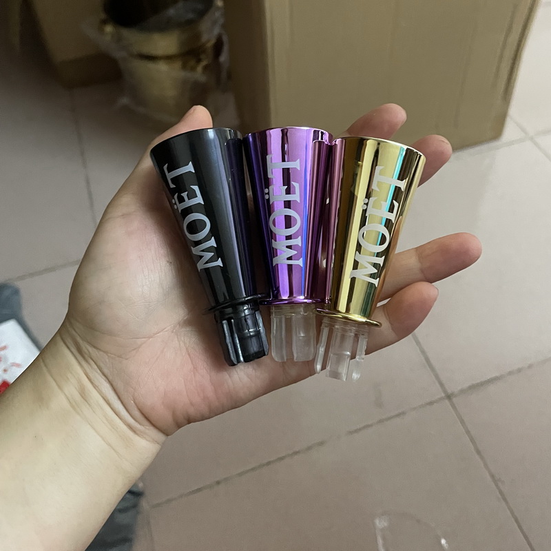 bar tools champagne golden/pink/black sippers for mini split wine bottles nozzle straws sipper stopper wine pours drinkware
bar tools champagne golden/pink/black sippers for mini split wine bottles nozzle straws sipper stopper wine pours drinkware