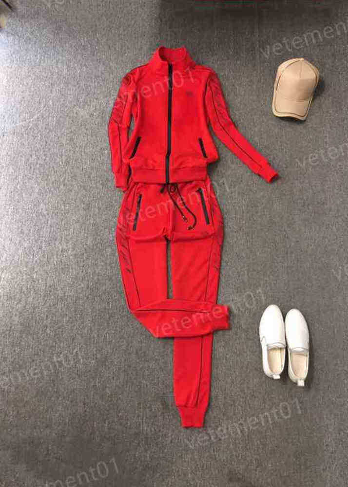 Womens Two Piece Pants Stylish Autumn/winter Sports Zip-up Jacket With Casual Logo-print Trousers 2 Piece Sets Luxury Designer Tracksuits 0912
Womens Two Piece Pants Stylish Autumn/winter Sports Zip-up Jacket With Casual Logo-print Trousers 2 Piece Sets Luxury Designer Tracksuits 0912