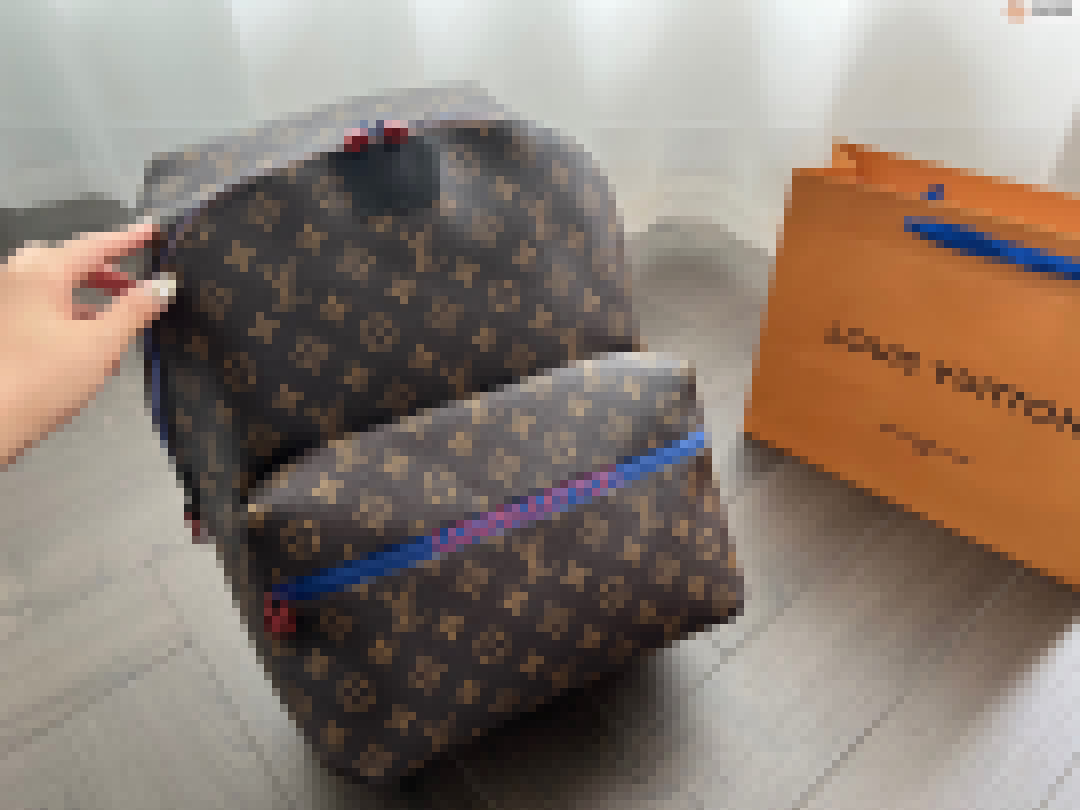 Large Capacity Backpack Luggage Bag mens womens Duffle Travel bags Luxury Designer Backpacks Handbags Purse Fashion Men Women Totes Handbag Bookbag M41056, 16
Large Capacity Backpack Luggage Bag mens womens Duffle Travel bags Luxury Designer Backpacks Handbags Purse Fashion Men Women Totes Handbag Bookbag M41056, 16