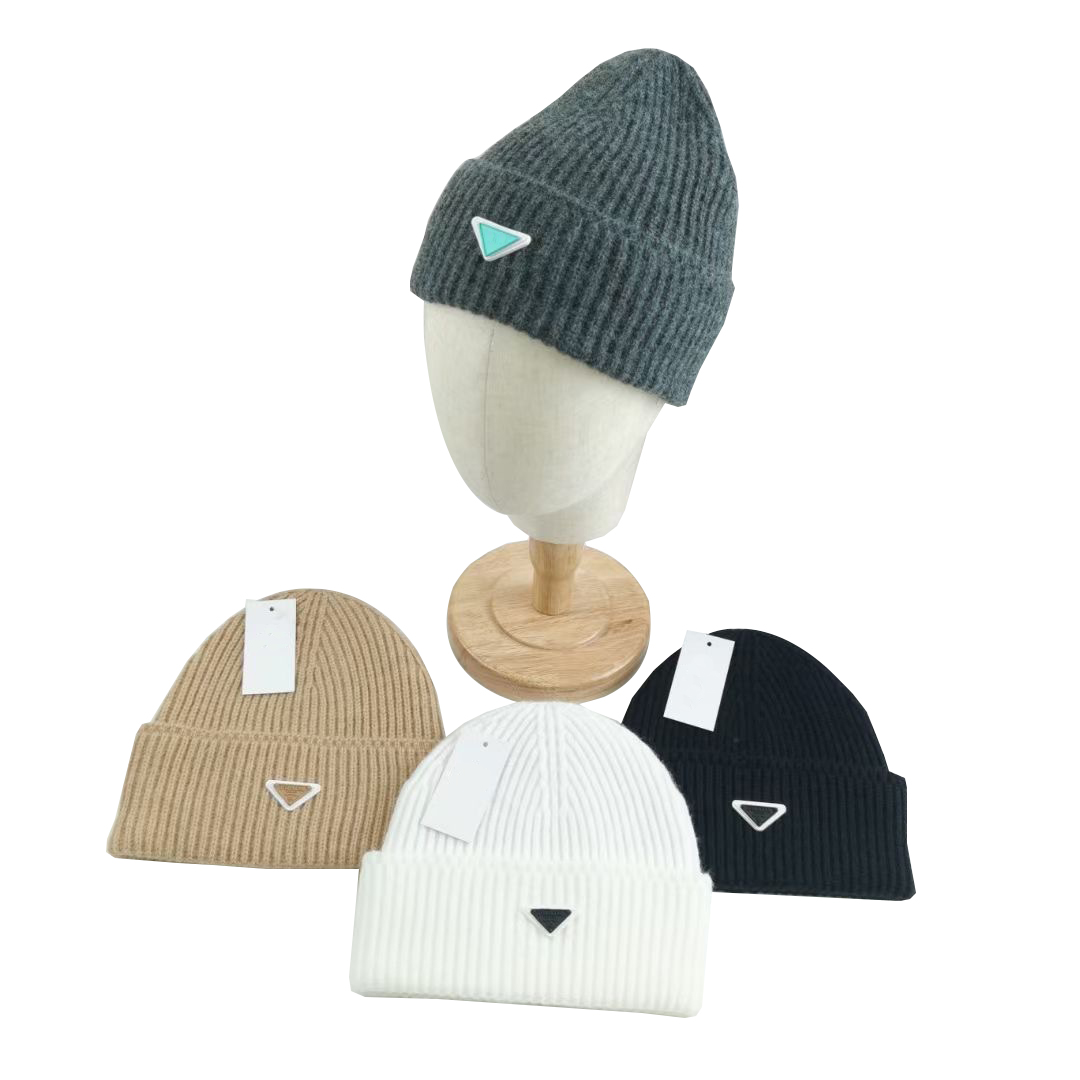 caps New Designer fashion beanies hats Men's and women's models bonnet winter beanie knitted wool hat plus velvet cap skullies Thicker ball hats Solid Europe United, Brown
caps New Designer fashion beanies hats Men's and women's models bonnet winter beanie knitted wool hat plus velvet cap skullies Thicker ball hats Solid Europe United, Brown