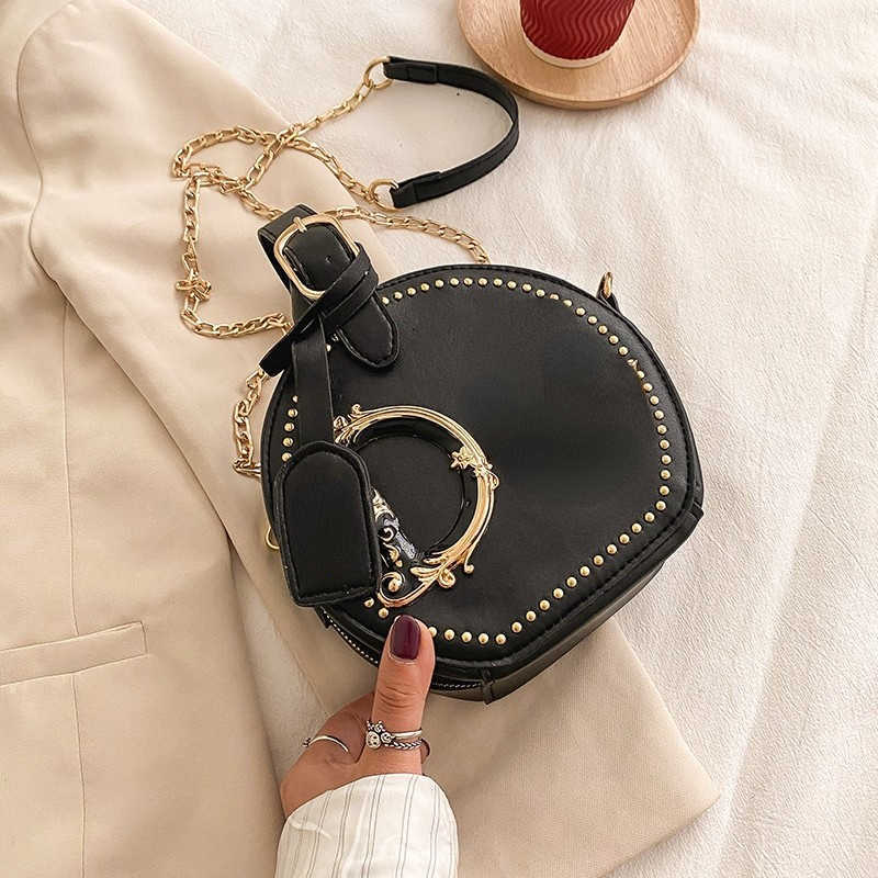 Fashion Women Bags d 22 g designer bag Black PU Chain Bag Small Rivet Letters Shoulder Crossbodybag Round Handbag Women's Wallet, Red
Fashion Women Bags d 22 g designer bag Black PU Chain Bag Small Rivet Letters Shoulder Crossbodybag Round Handbag Women's Wallet, Red