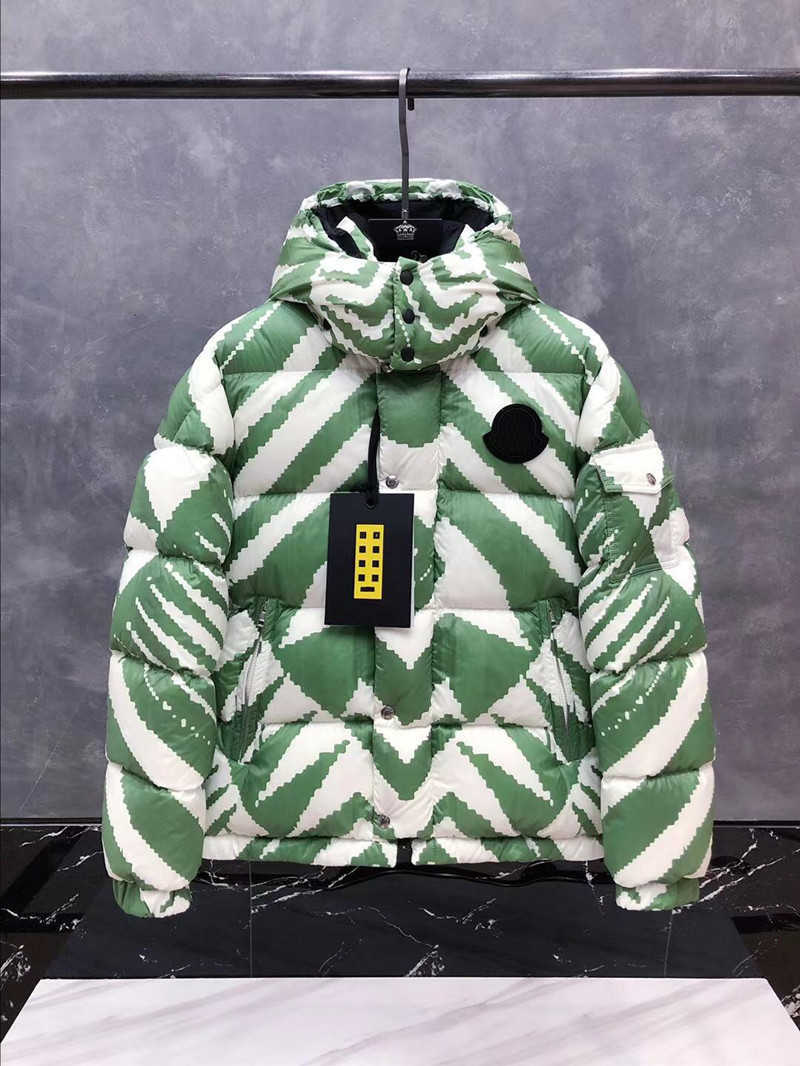 Men's Down Parkas The Classic Mens and womens down jacket is printed with a knitted panel for casual designers, Army green
Men's Down Parkas The Classic Mens and womens down jacket is printed with a knitted panel for casual designers, Army green