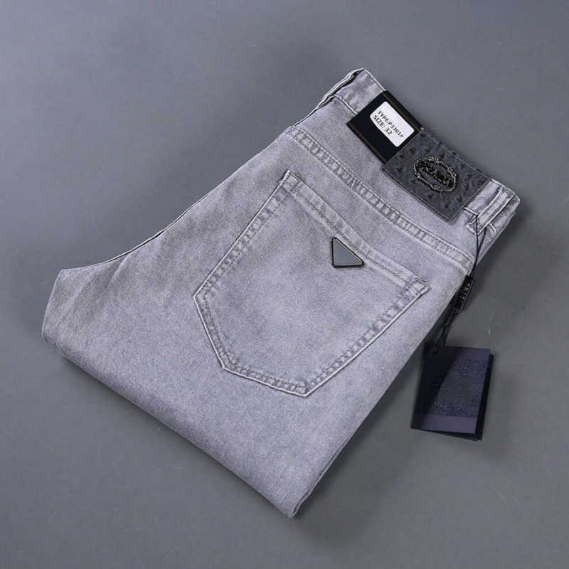 Luxury large mens jeans pra designer pants metal triangle embroidered trousers man business casual sweatpants 4xl 5xl 6xl, 3301#
Luxury large mens jeans pra designer pants metal triangle embroidered trousers man business casual sweatpants 4xl 5xl 6xl, 3301#