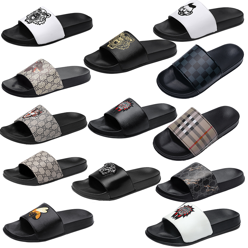 Luxury Brand men Slipper designer Slides Designer avatar cartoon Grid pattern Shoes Slide Summer Fashion Wide Flat Slippery Sandals Flip Flop, 625 black
Luxury Brand men Slipper designer Slides Designer avatar cartoon Grid pattern Shoes Slide Summer Fashion Wide Flat Slippery Sandals Flip Flop, 625 black
