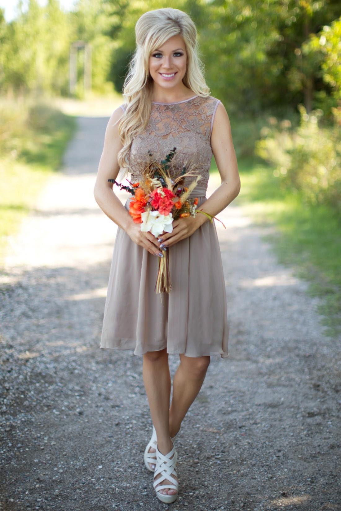 Beach Knee Length Bridesmaid Chiffon Lace Crew Neck Western Country Summer Cheap Plus Size Formal Party Prom Dresses