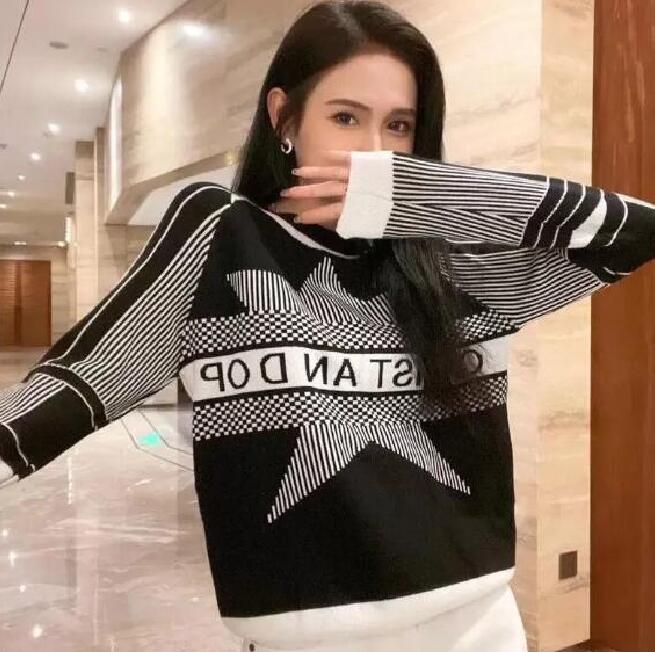 Fall 2023 fashion Five-pointed Star women' sweater designer C--D-high-end letter color temperament jacquard simple and comfortable warm knit top, Multi
Fall 2023 fashion Five-pointed Star women' sweater designer C--D-high-end letter color temperament jacquard simple and comfortable warm knit top, Multi