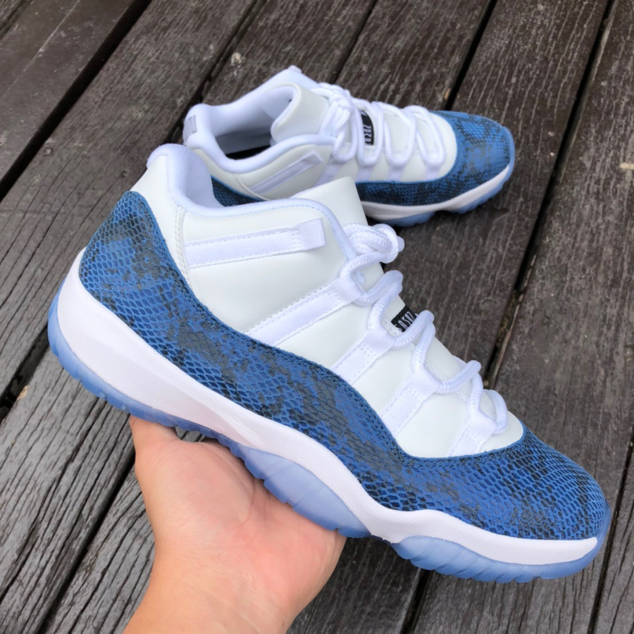 With Box 11 11s Mens basketball shoes Snakeskin Navy Blue Low Cut White Black men women trainers sports sneakers CD6846-102 OG Quality 36-47, Snakeskin blue
With Box 11 11s Mens basketball shoes Snakeskin Navy Blue Low Cut White Black men women trainers sports sneakers CD6846-102 OG Quality 36-47, Snakeskin blue
