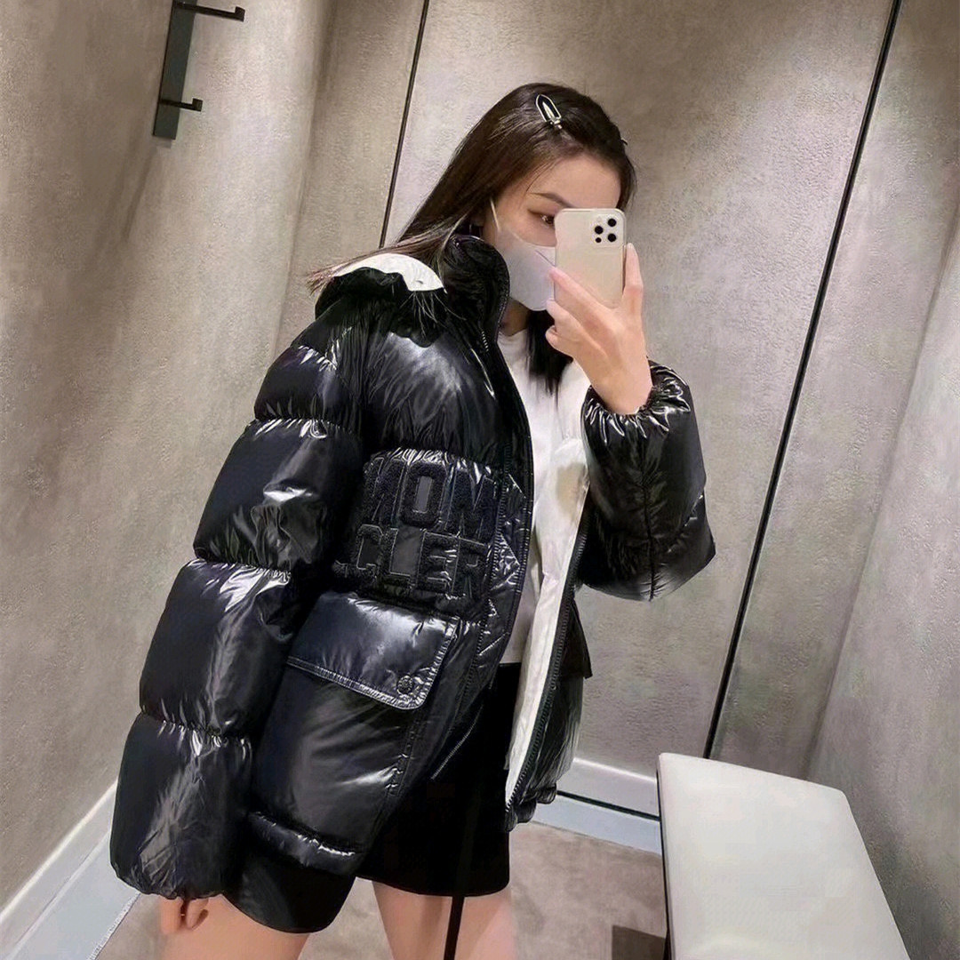 Designer Classic Winter Women' Down Hooded Fashion Warm Jacket Duck down 2022 jacket women, Black
Designer Classic Winter Women' Down Hooded Fashion Warm Jacket Duck down 2022 jacket women, Black