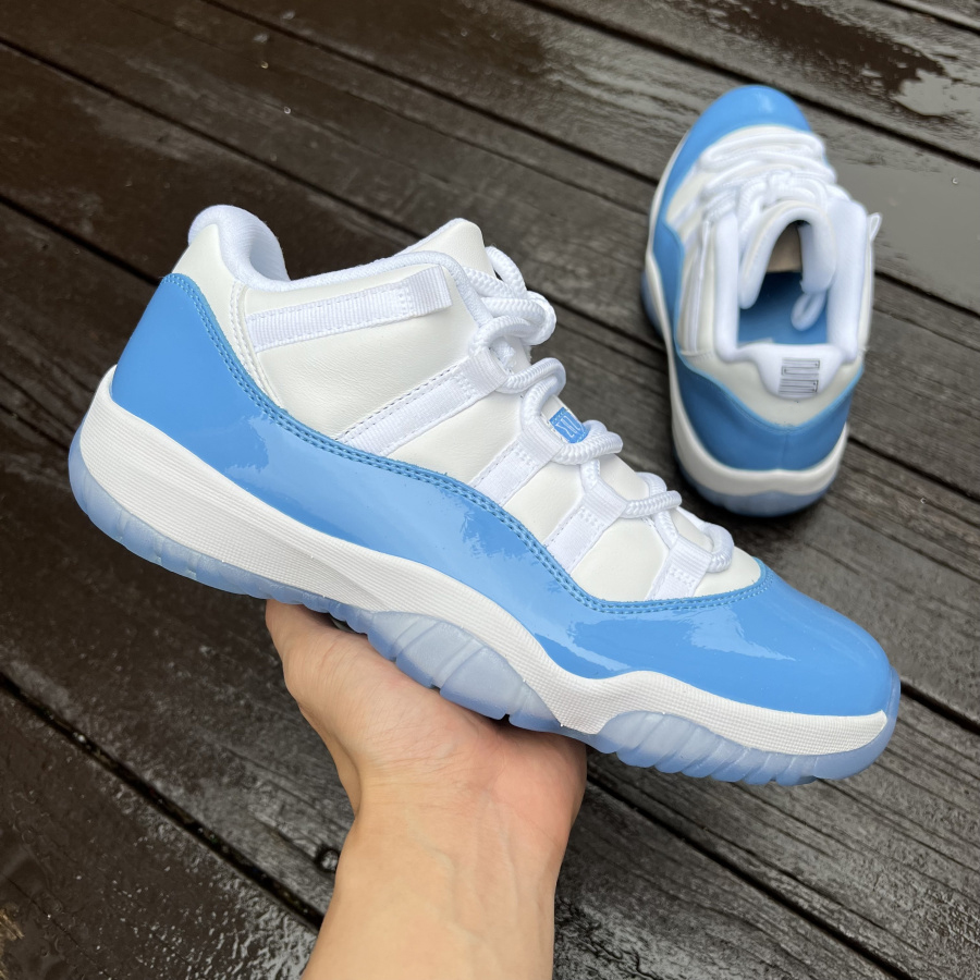 With Box 11 11s Mens basketball shoes UNC low Cut White University Blue men trainers sports sneakers 528895-106 OG Quality 40-47 US 7-13
With Box 11 11s Mens basketball shoes UNC low Cut White University Blue men trainers sports sneakers 528895-106 OG Quality 40-47 US 7-13