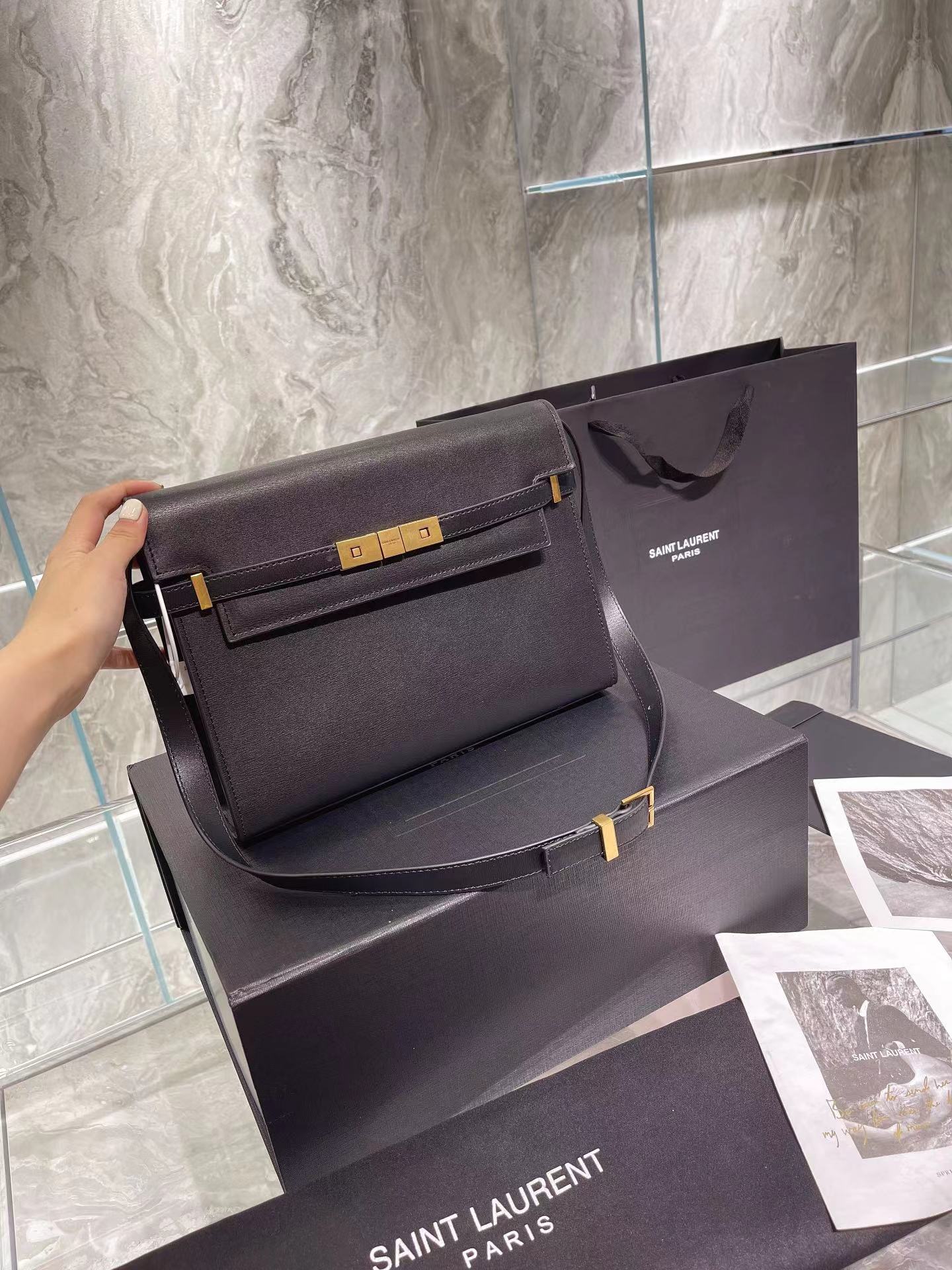 luxury designer bag manhattan french handbag underarm high quality leather crocodile print large capacity shoulder bag purse simple casual, Crocodile pattern black
luxury designer bag manhattan french handbag underarm high quality leather crocodile print large capacity shoulder bag purse simple casual, Crocodile pattern black