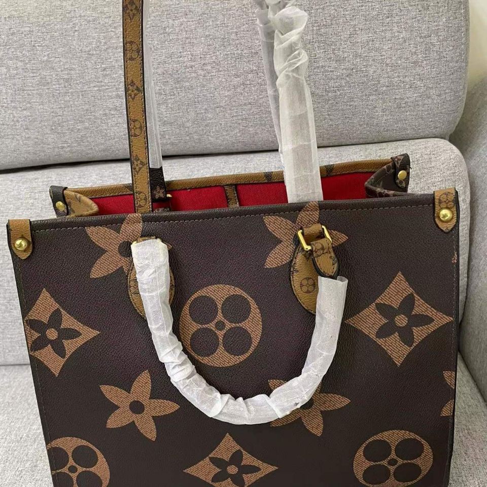 Top Women Crossbody Bags Tote Luxurys Designers Womens Handbags Purses Ladies Casual Tote Genuine Leather Shoulder bag Female Shopping Big Wallet
