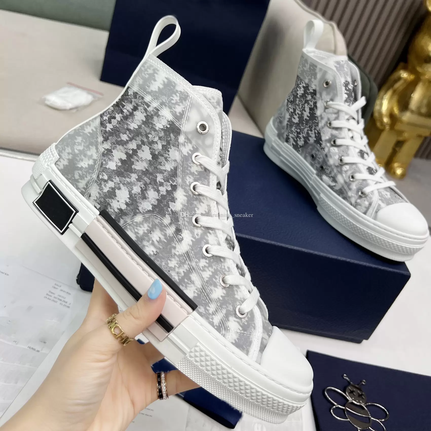 Designers Shoes B23 Fashion Breathable High-Top Transparent Printing 35-46 Size Men Women, White
Designers Shoes B23 Fashion Breathable High-Top Transparent Printing 35-46 Size Men Women, White