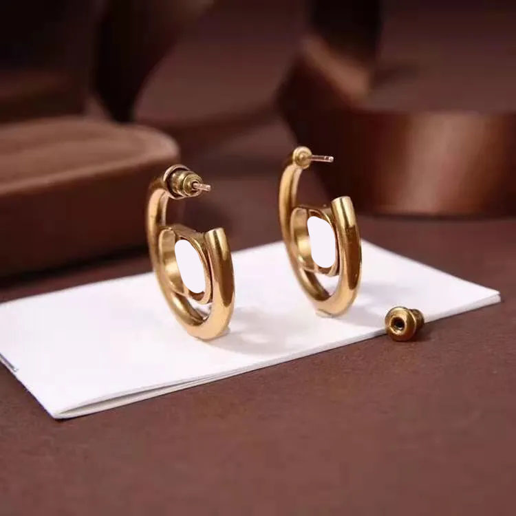 Earrings love diJia stud female Monogram ear 925 silver pin brass thick antique gold plating designer for mens womens luxury jewlery
Earrings love diJia stud female Monogram ear 925 silver pin brass thick antique gold plating designer for mens womens luxury jewlery
