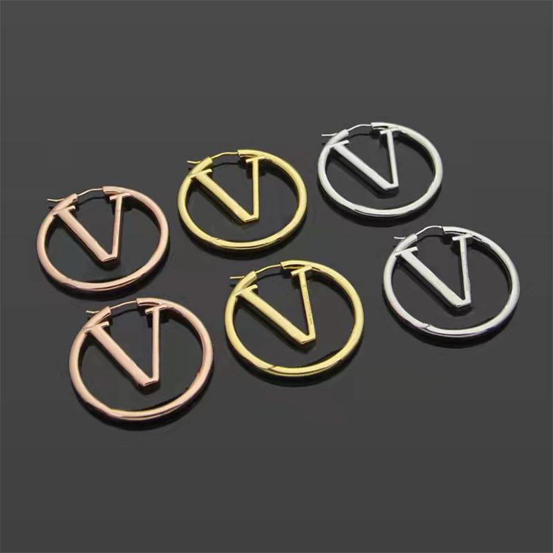 luxury 18k gold stud designer womens earrings fashion classic girl valentines day love gift 316l stainless steel jewelry factory
luxury 18k gold stud designer womens earrings fashion classic girl valentines day love gift 316l stainless steel jewelry factory