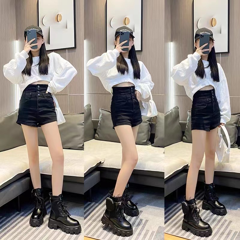 Female designer Rois Boots Ankle Doc Martens and Nylon Boots Military inspired Combat boots Nylon bag connected to ankle large size bag, Bright black without triangular markers
Female designer Rois Boots Ankle Doc Martens and Nylon Boots Military inspired Combat boots Nylon bag connected to ankle large size bag, Bright black without triangular markers