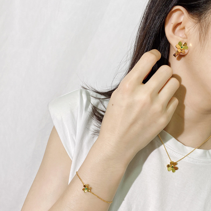 2022 New arrive Mini 3 clover bracelets for women simple small lucky grass clavicle chain set gift