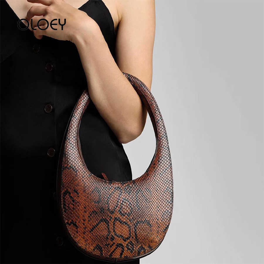 Evening Bags Luxury Handbags Oval Women Bags Snake Shoulder Bags Brand Design Egg-shaped Clutch Bag Leather Female serpentine Evening Bag Sac L221014, White
Evening Bags Luxury Handbags Oval Women Bags Snake Shoulder Bags Brand Design Egg-shaped Clutch Bag Leather Female serpentine Evening Bag Sac L221014, White