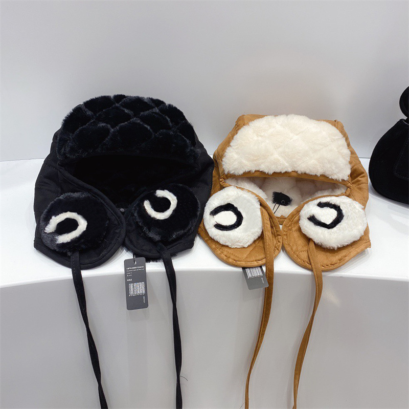 Fashion Trapper Hats Designer Womens Beanies Caps Luxury Brand Bucket Hat Woman Men Winter Ear Muffs Wool Knitted Hat Baseball Cap, Black
Fashion Trapper Hats Designer Womens Beanies Caps Luxury Brand Bucket Hat Woman Men Winter Ear Muffs Wool Knitted Hat Baseball Cap, Black