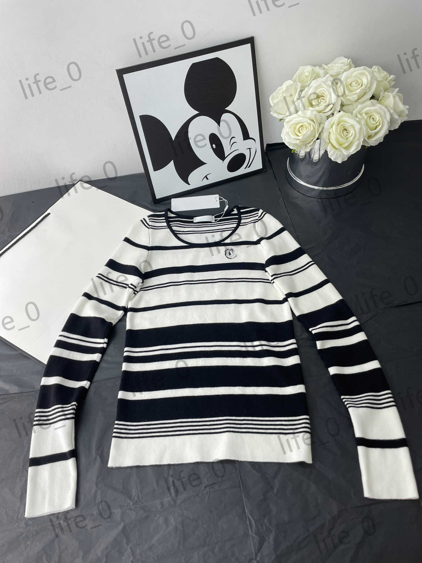 Brand Womens Sweaters Casual Joker Cardigans Striped printed logo Knitwears Round Collar Pullover Sweater Warm Fashion Designer Woman Cardigan
Brand Womens Sweaters Casual Joker Cardigans Striped printed logo Knitwears Round Collar Pullover Sweater Warm Fashion Designer Woman Cardigan