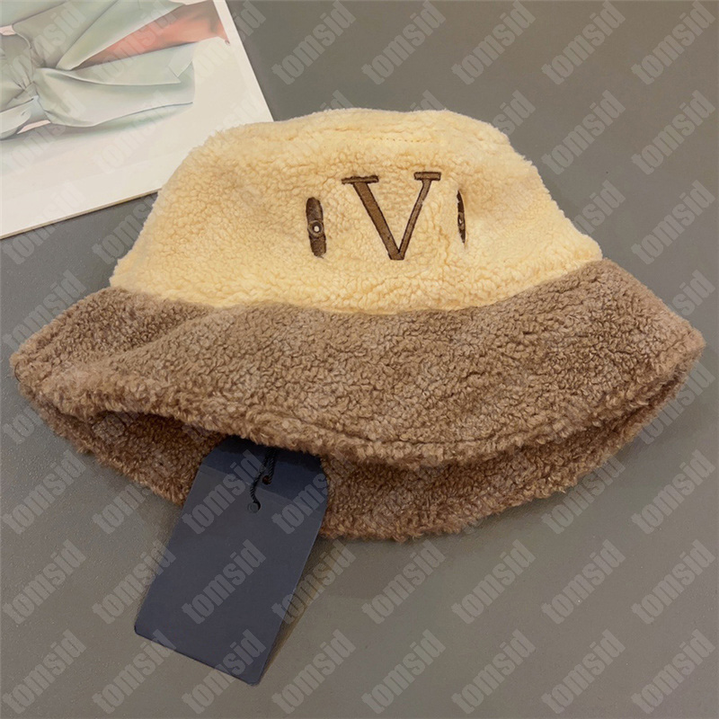 Wool Womens Designer Bucket Hat Winter Hats Mens Bonnet Fashion Flat Warm Fitted Hats Casquette Brand Letters Luxury Beanies
Wool Womens Designer Bucket Hat Winter Hats Mens Bonnet Fashion Flat Warm Fitted Hats Casquette Brand Letters Luxury Beanies